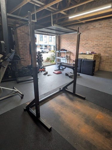 Eleiko light squat - light, stands